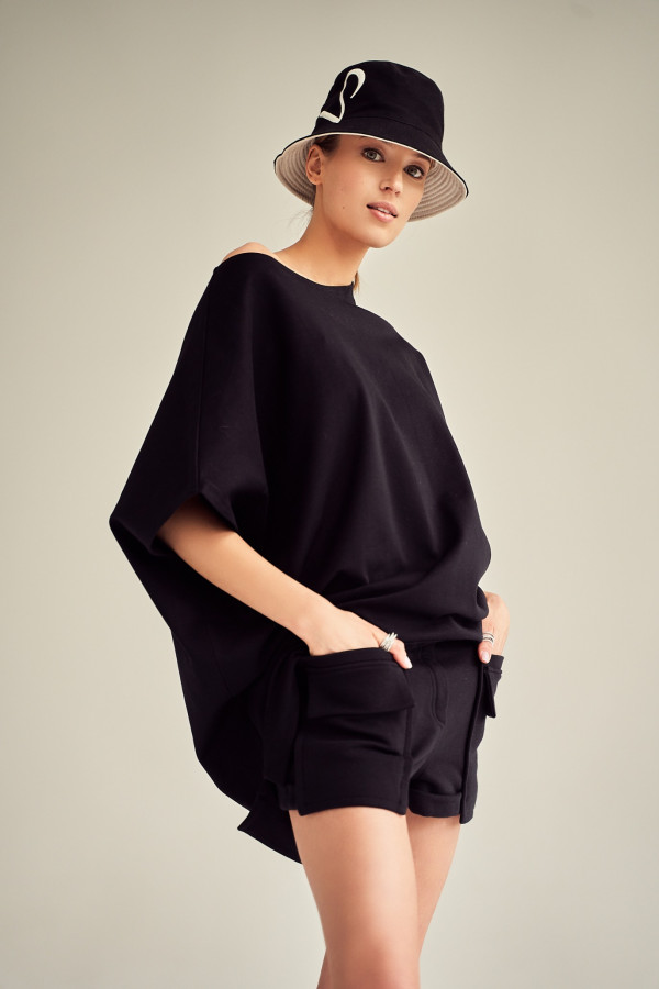 Szorty z kieszeniami BLACK