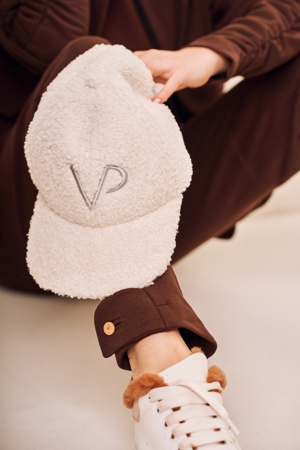 Czapka z daszkiem WINTER ecru