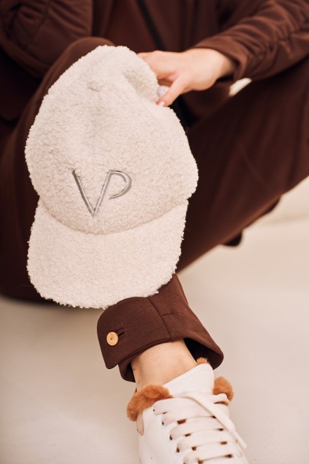 Czapka z daszkiem WINTER ecru